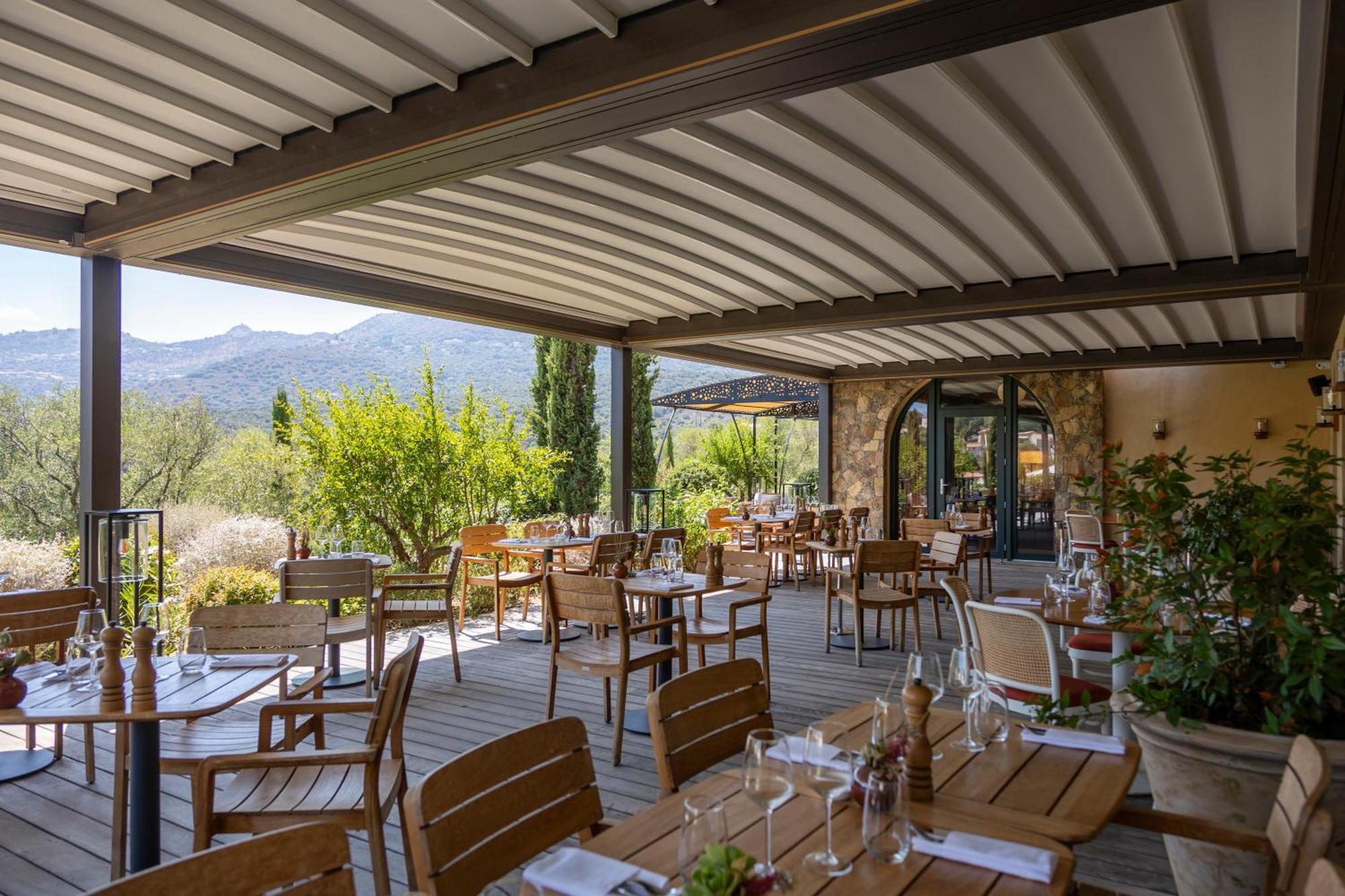 Hotel Restaurant Josephine 4*